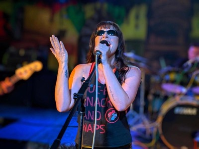 Band performance photo 10