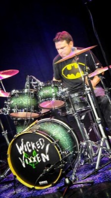 Band performance photo 22