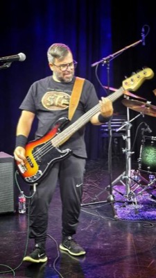 Band performance photo 24